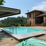 La Luna E I Falo, Residenza Torrione