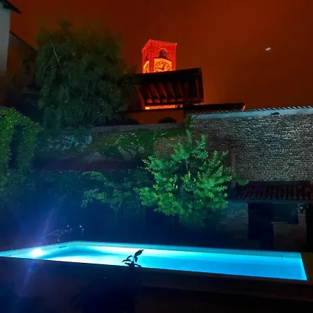بيت للعطل La Luna E I Falo, Residenza Torrione Mombaruzzo