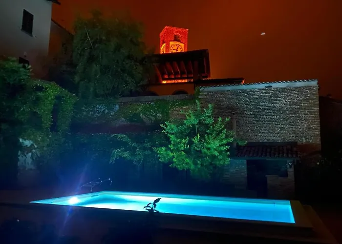 Casa de Férias La Luna E I Falò, Residenza Torrione Mombaruzzo